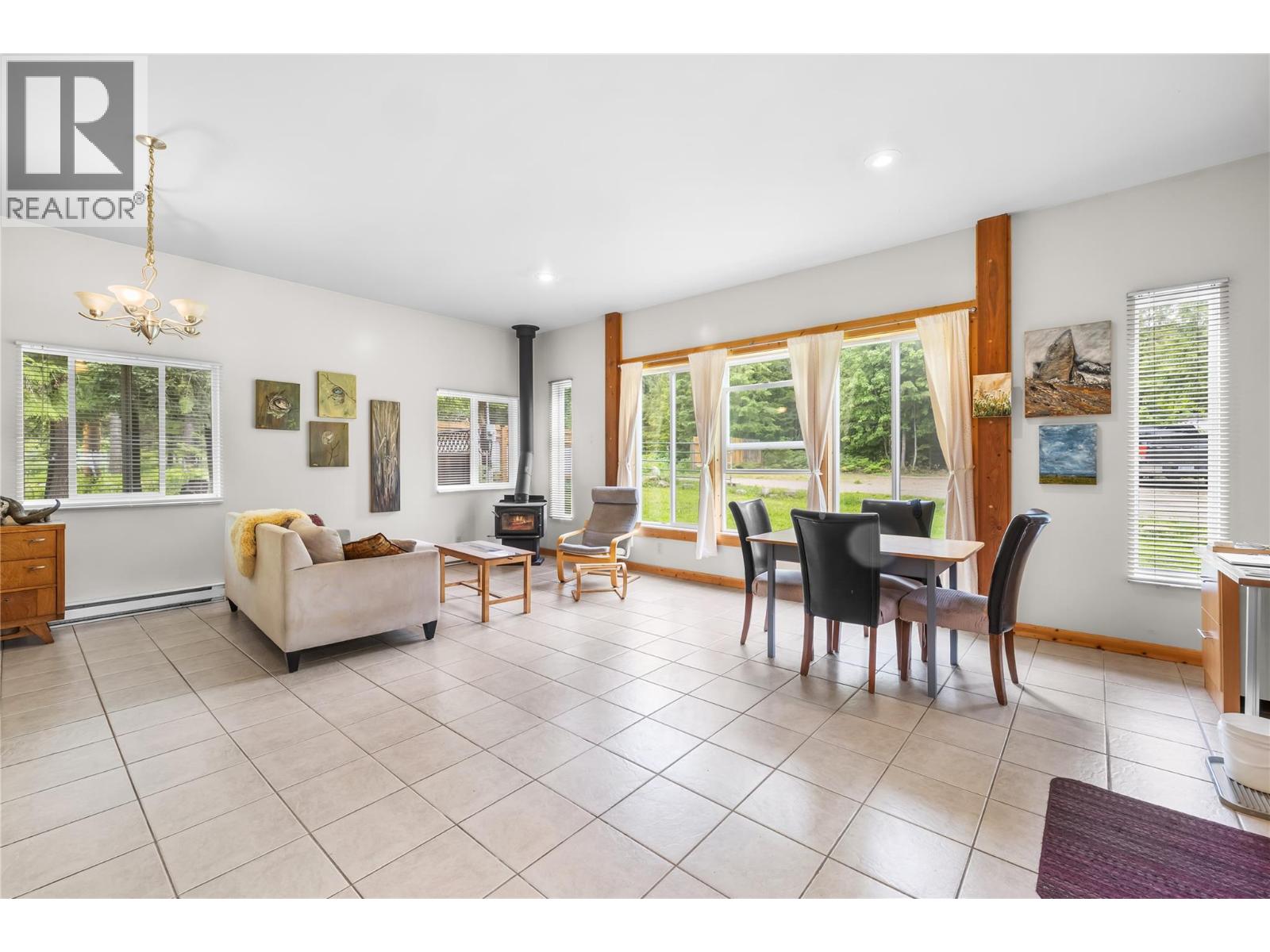 16424 Wadds Road, Crawford Bay