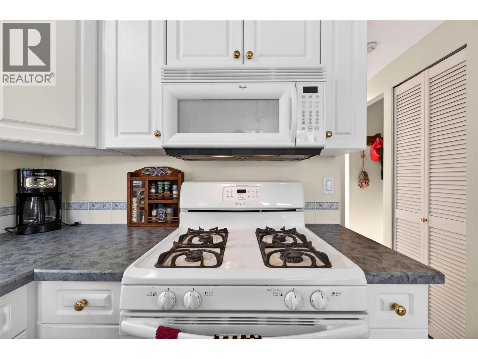 #34 9032 Swanson Road - 16