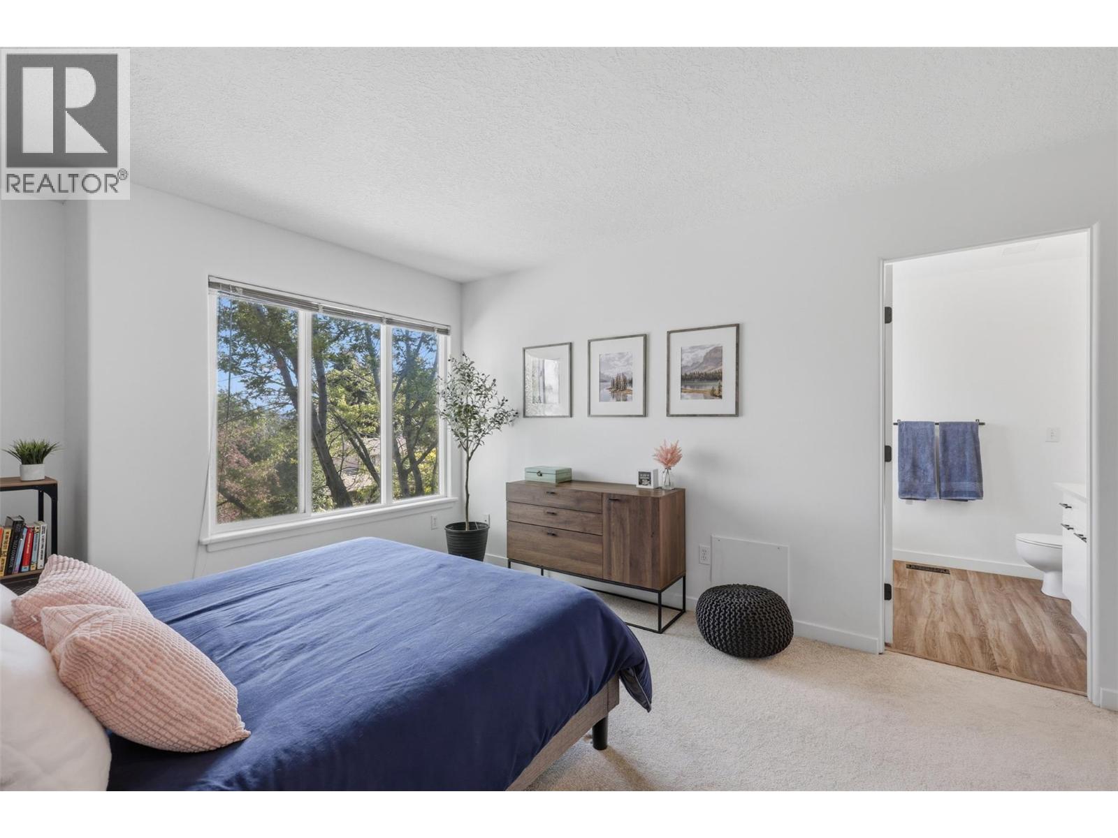 #8 411 ABERDEEN Drive - 20