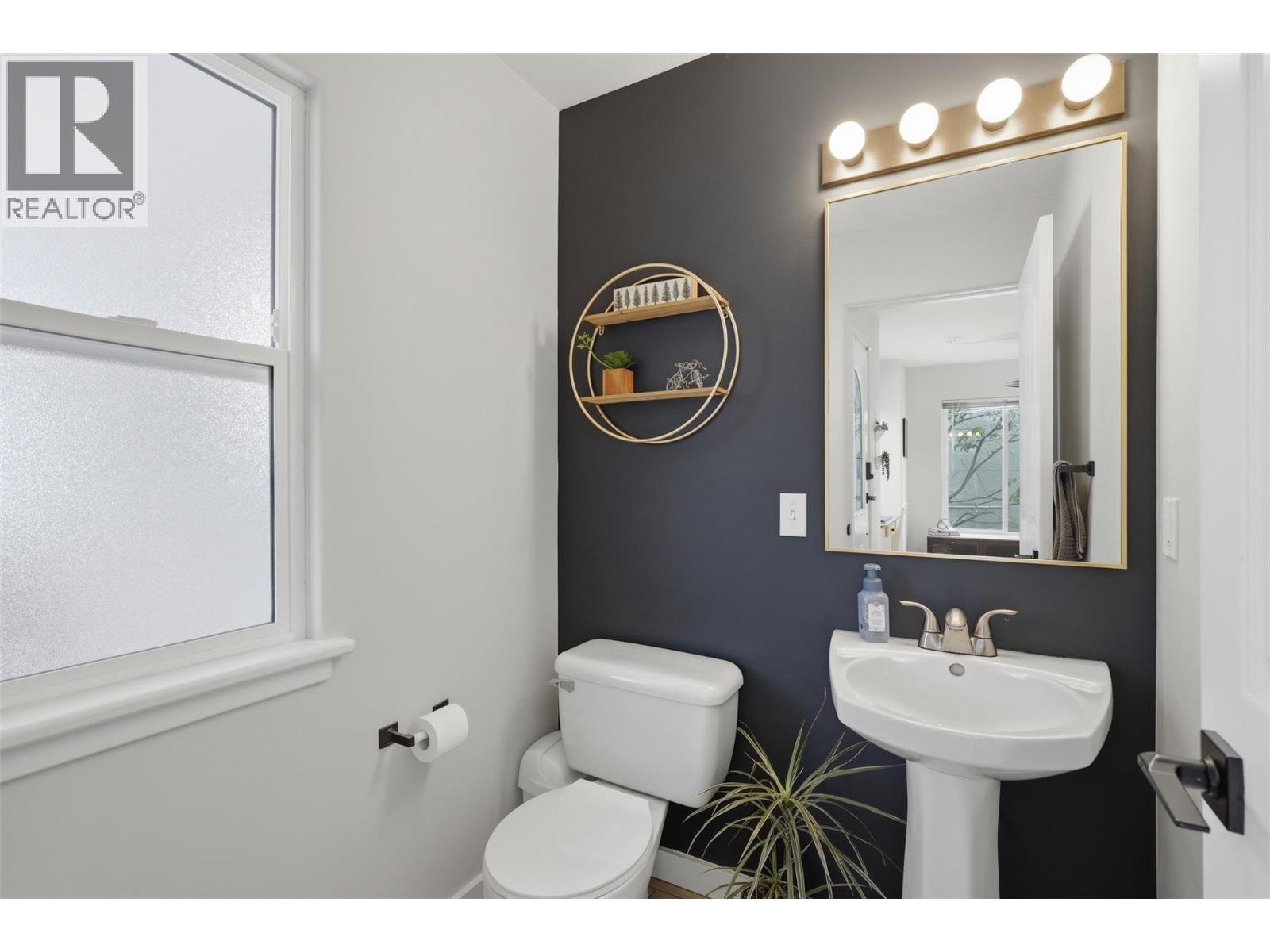 #8 411 ABERDEEN Drive - 5