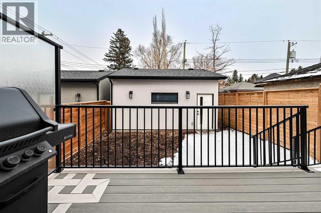 1904 13 Street SW - 47