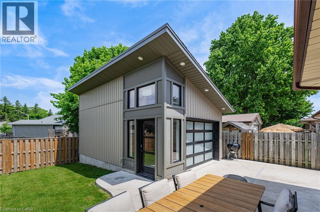 148 WEDGEWOOD Drive - 8