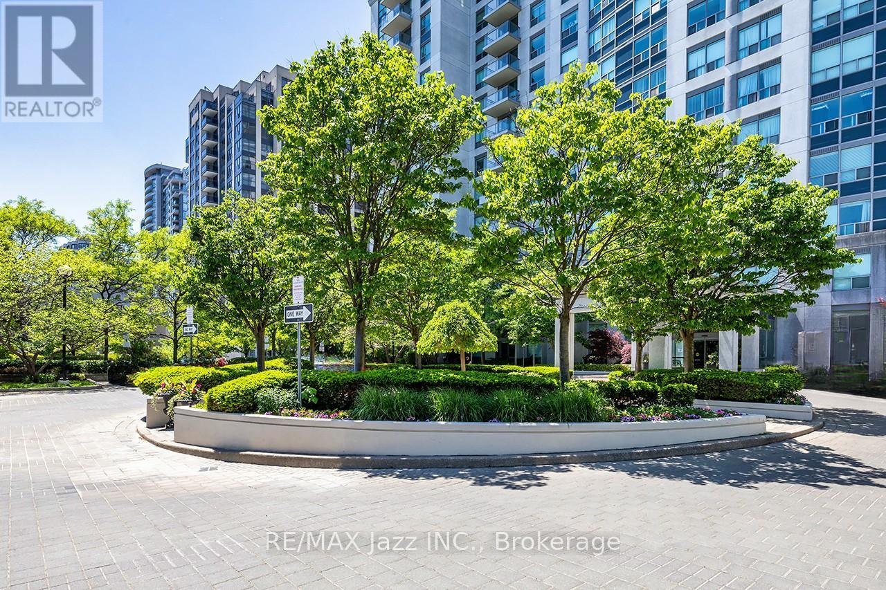 #1407 188 DORIS AVENUE - 34
