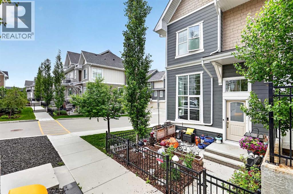 903 Cranbrook Walk SE - 1