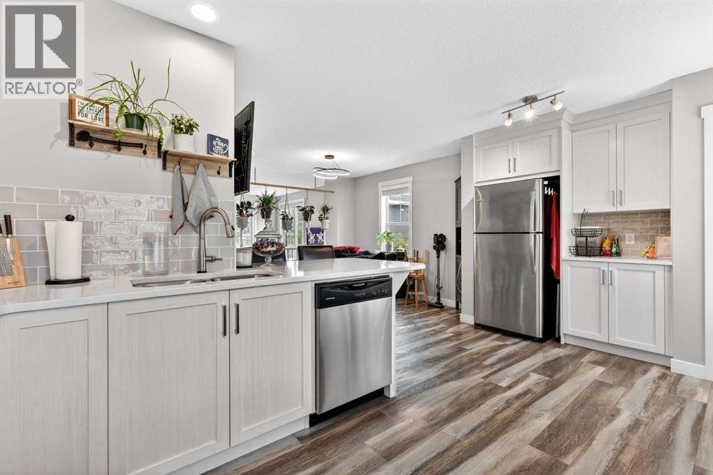 903 Cranbrook Walk SE - 16
