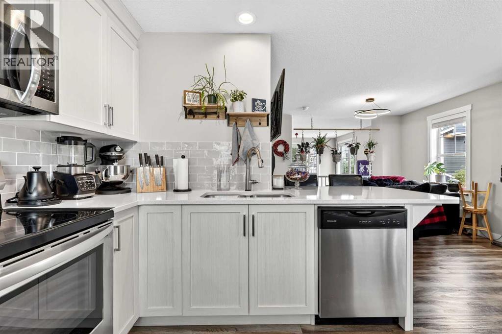 903 Cranbrook Walk SE - 17