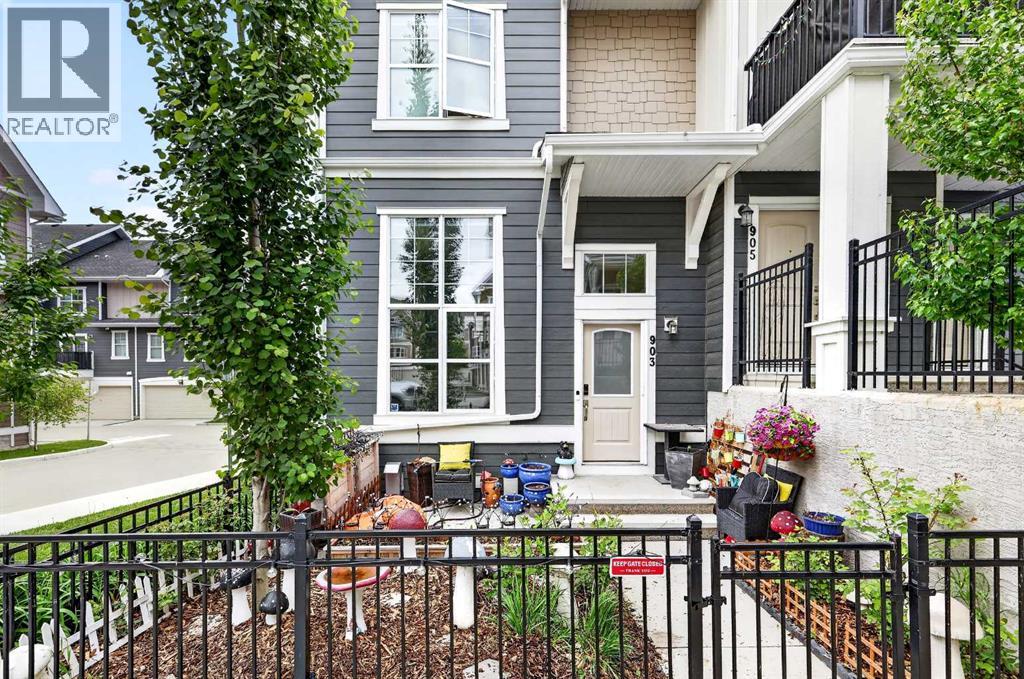 903 Cranbrook Walk SE - 2