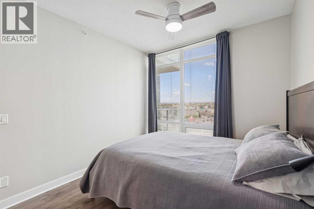 #1007 10 Brentwood Common NW - 11