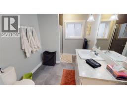 956 Copper Point Way, Invermere, BC V0A1K3 Photo 21