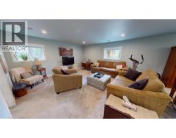 956 Copper Point Way, Invermere, BC V0A1K3 Photo 18