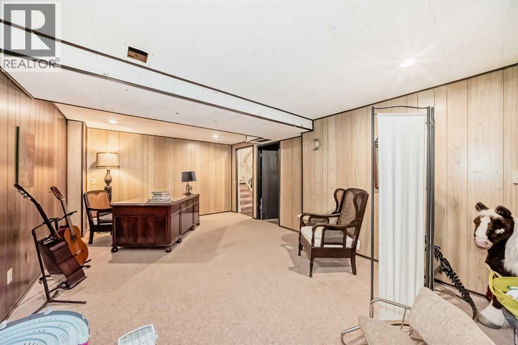 400 Brae Glen Crescent SW - 28
