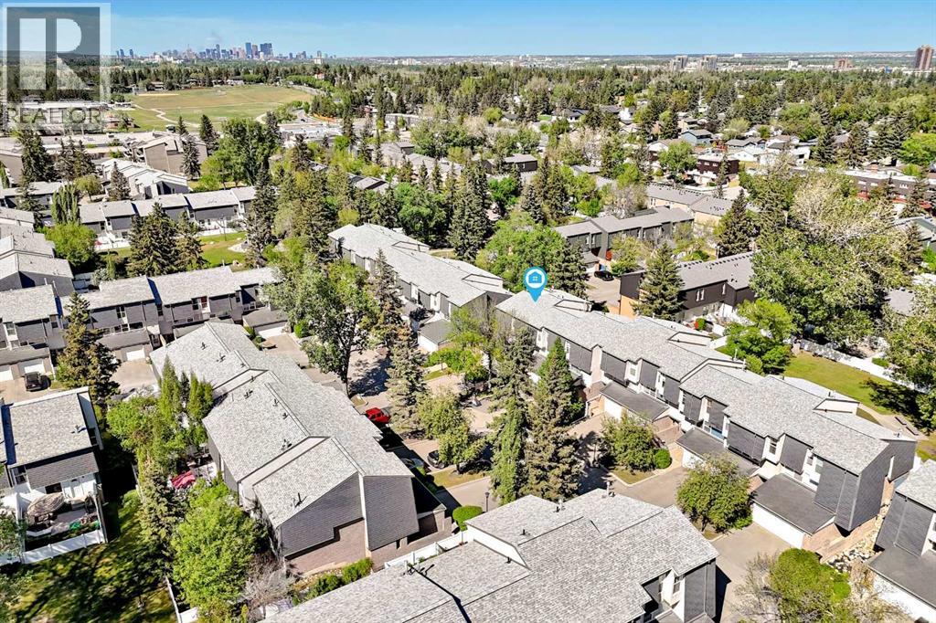 400 Brae Glen Crescent SW - 31