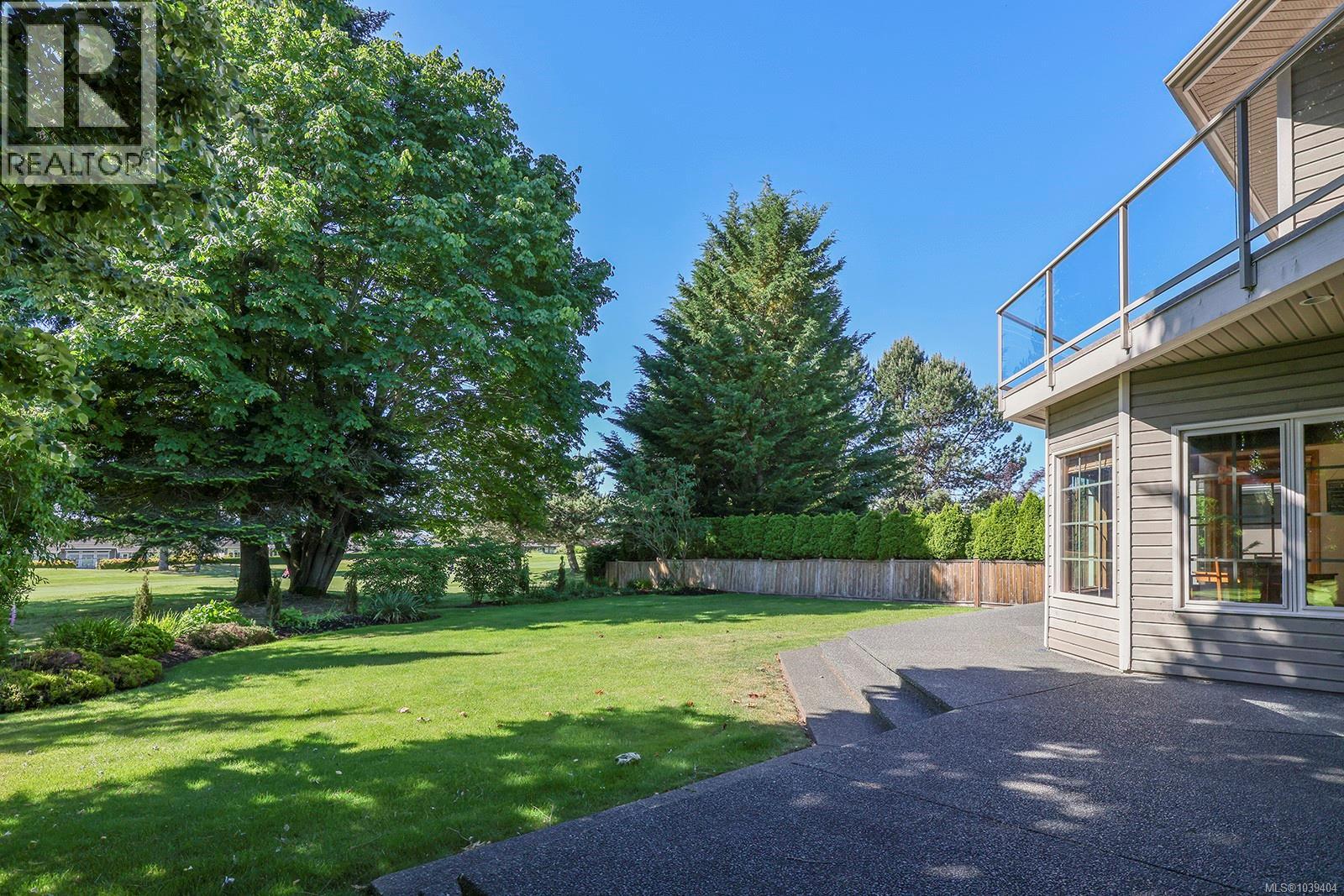 3331 Royal Vista Way - 10