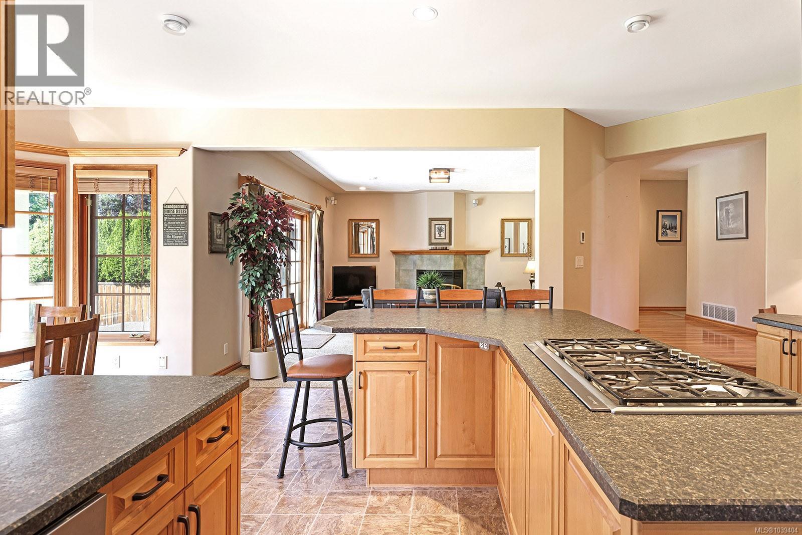 3331 Royal Vista Way - 25