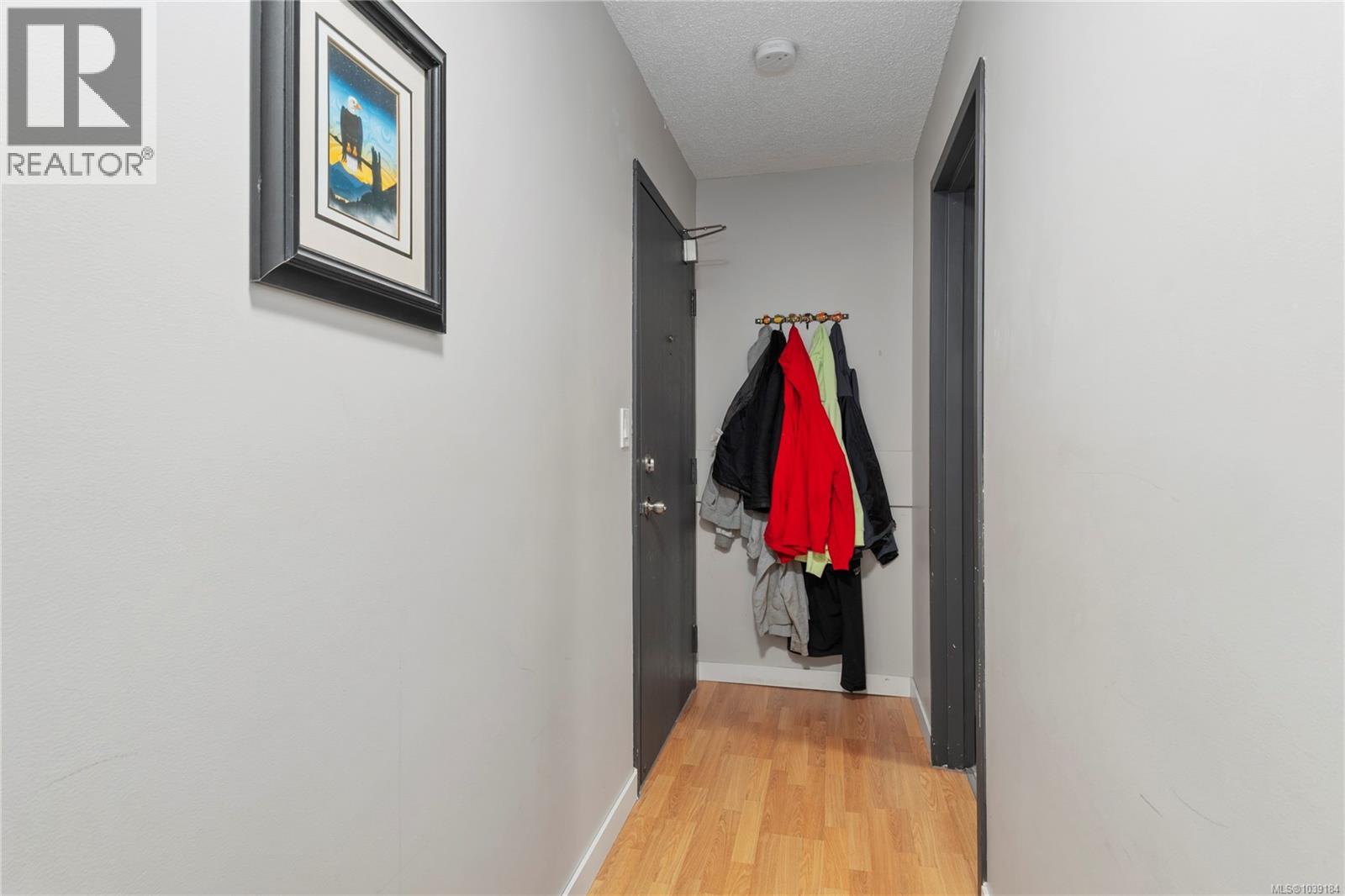 #210 585 Dogwood St - 15