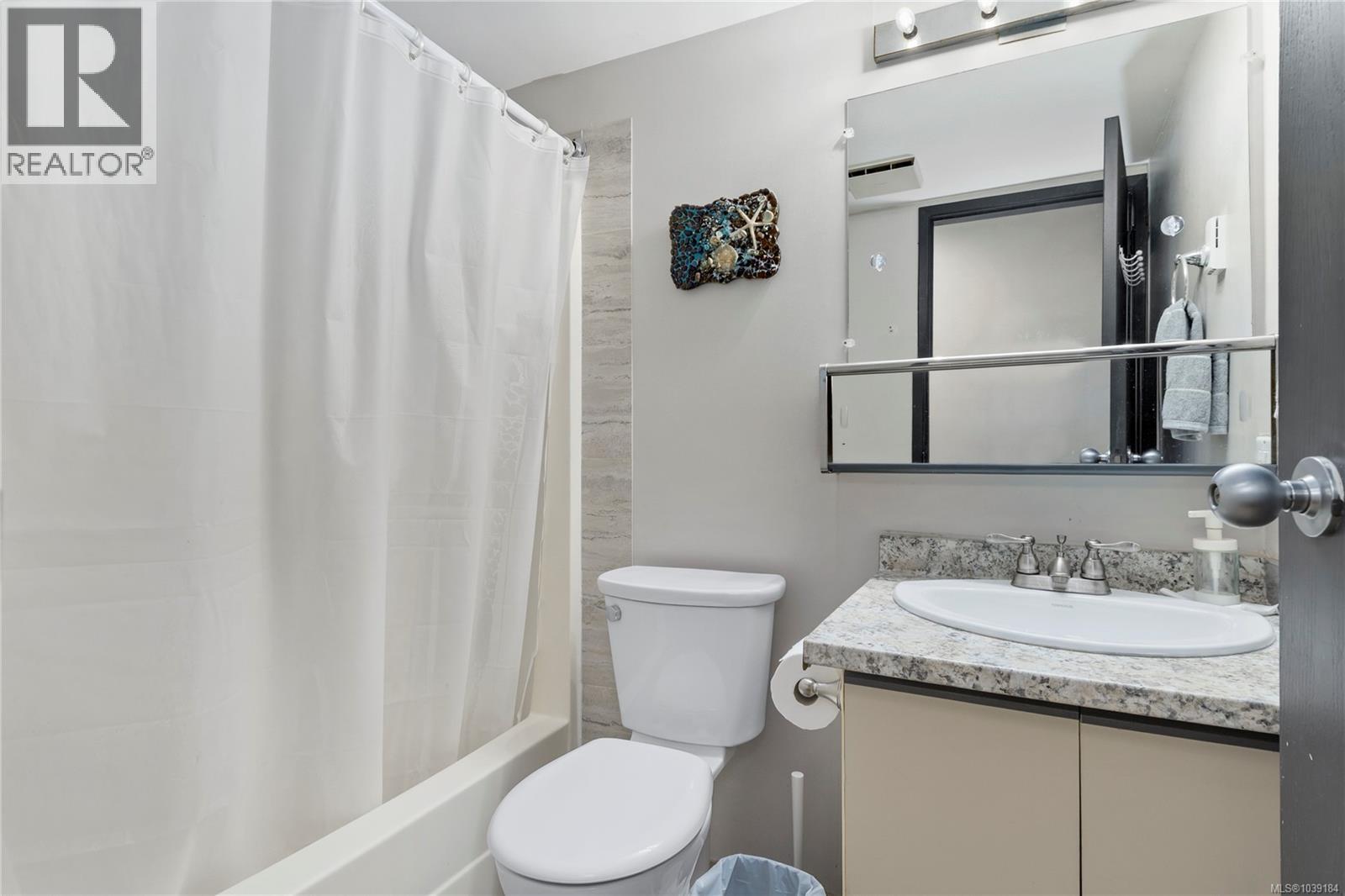 #210 585 Dogwood St - 18
