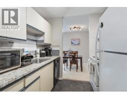 Balcony - 210 585 Dogwood St, Campbell River, BC V9W6T6 Photo 10