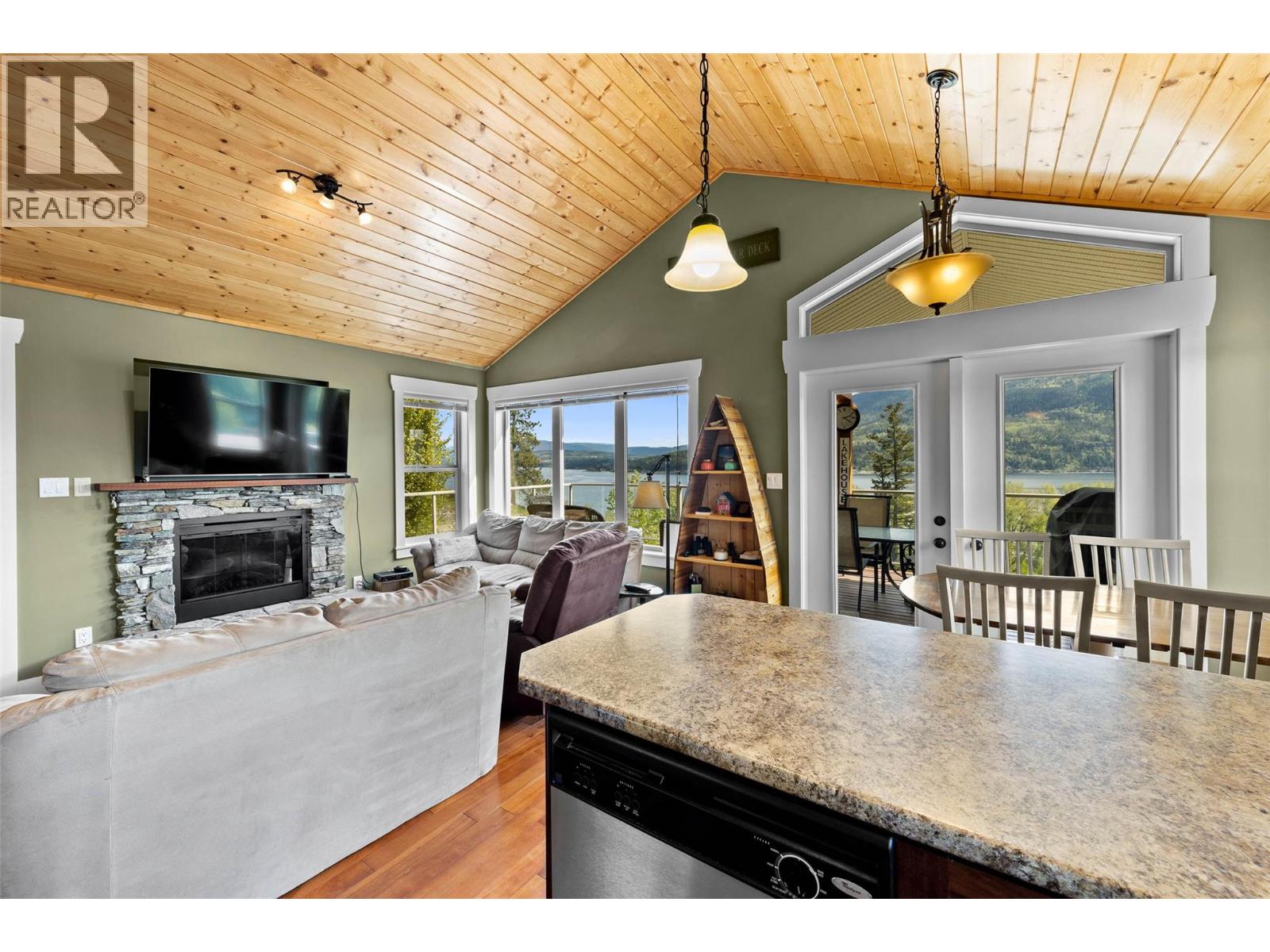 #184 2633 Squilax Anglemont Road - 8