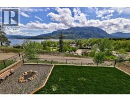 2633 Squilax Anglemont Road Unit# 184, Lee Creek, BC V0E1M4 Photo 12