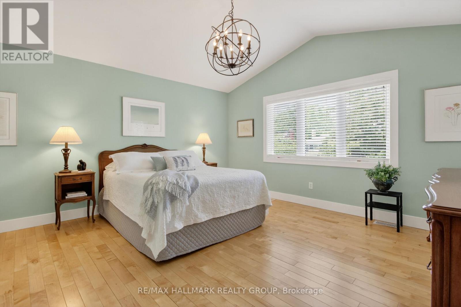 785 DUNLOE AVENUE - 26