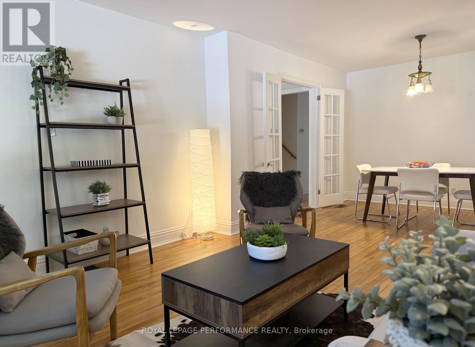 152 IVY CRESCENT - 6