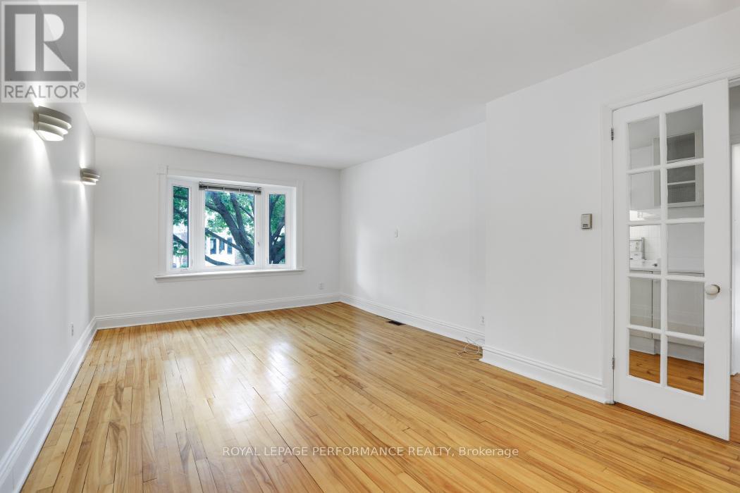 152 IVY CRESCENT - 9