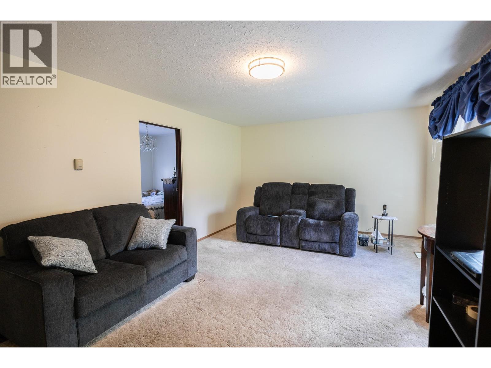 5028 POHLE AVENUE - 10