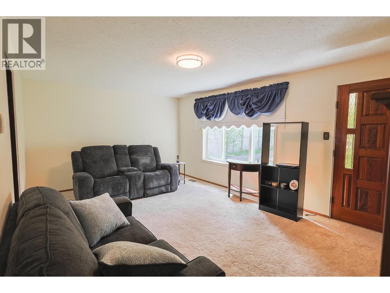 5028 POHLE AVENUE - 9