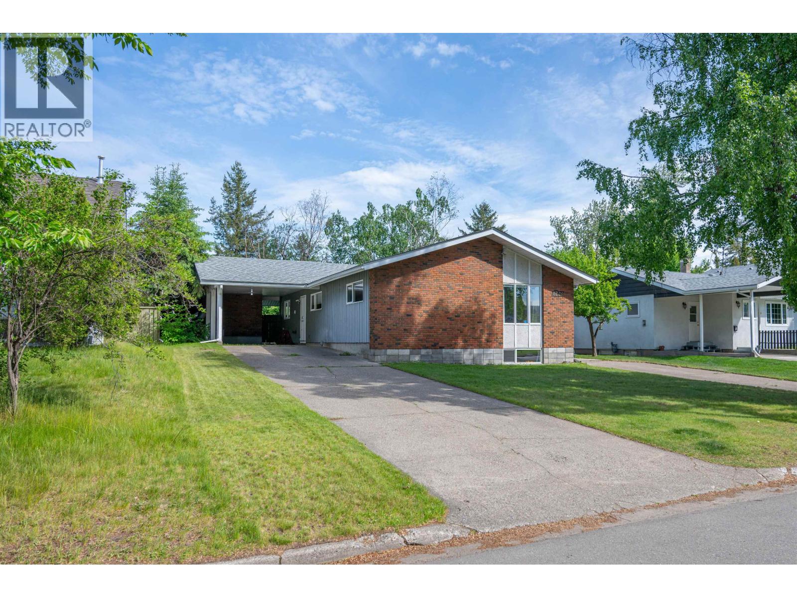 1734 HARPER DRIVE - 37