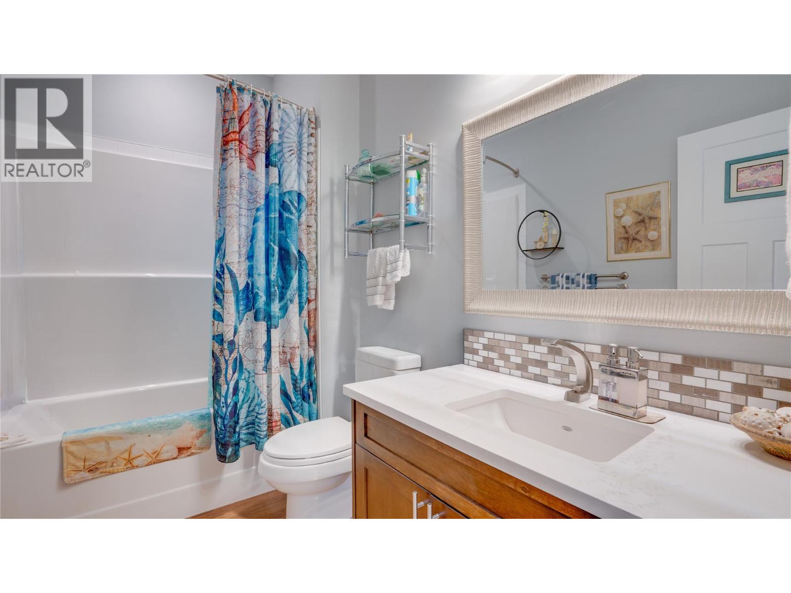 903 9 Avenue, Vernon