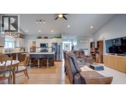 903 9 Avenue, Vernon, BC V1H1Z1 Photo 17