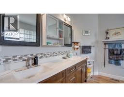 903 9 Avenue, Vernon, BC V1H1Z1 Photo 33