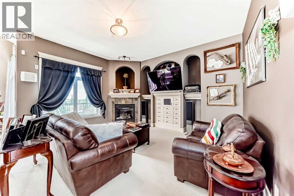 18 Royal Ridge Link NW - 16