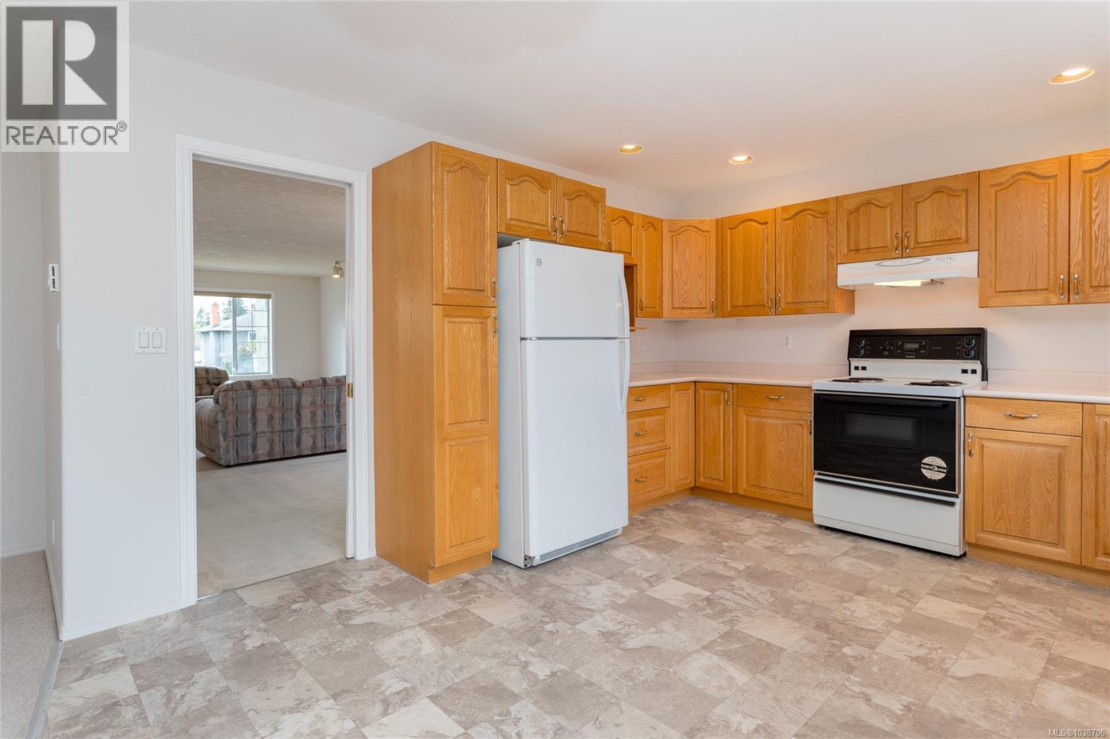 598 Tait St - 22