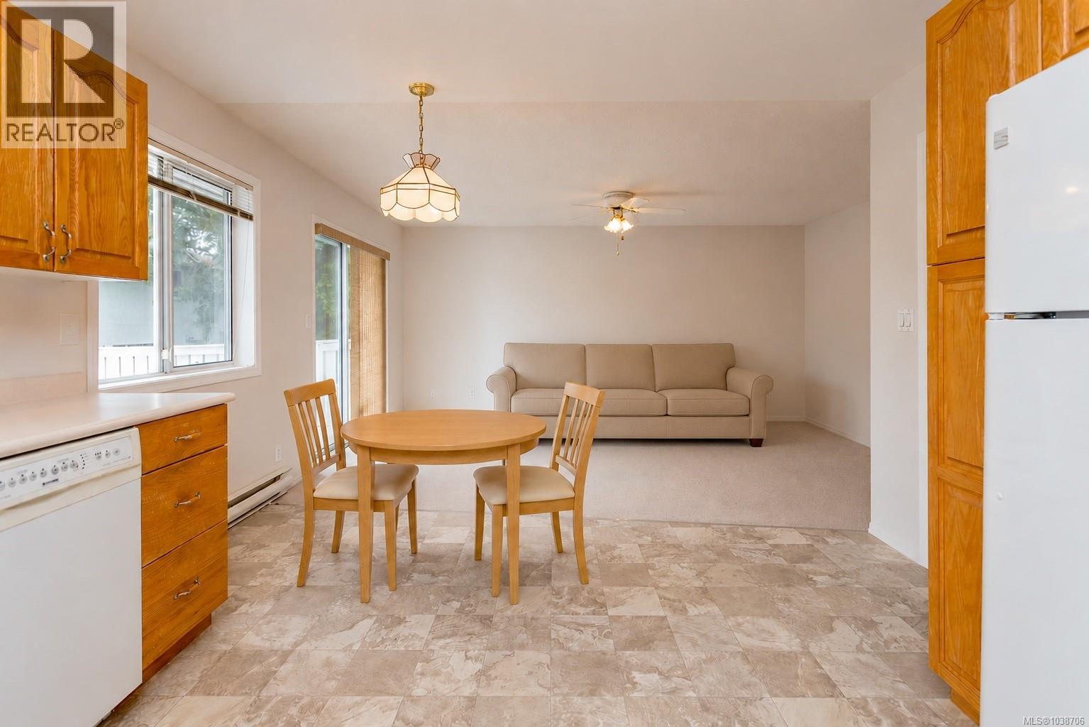 598 Tait St - 23