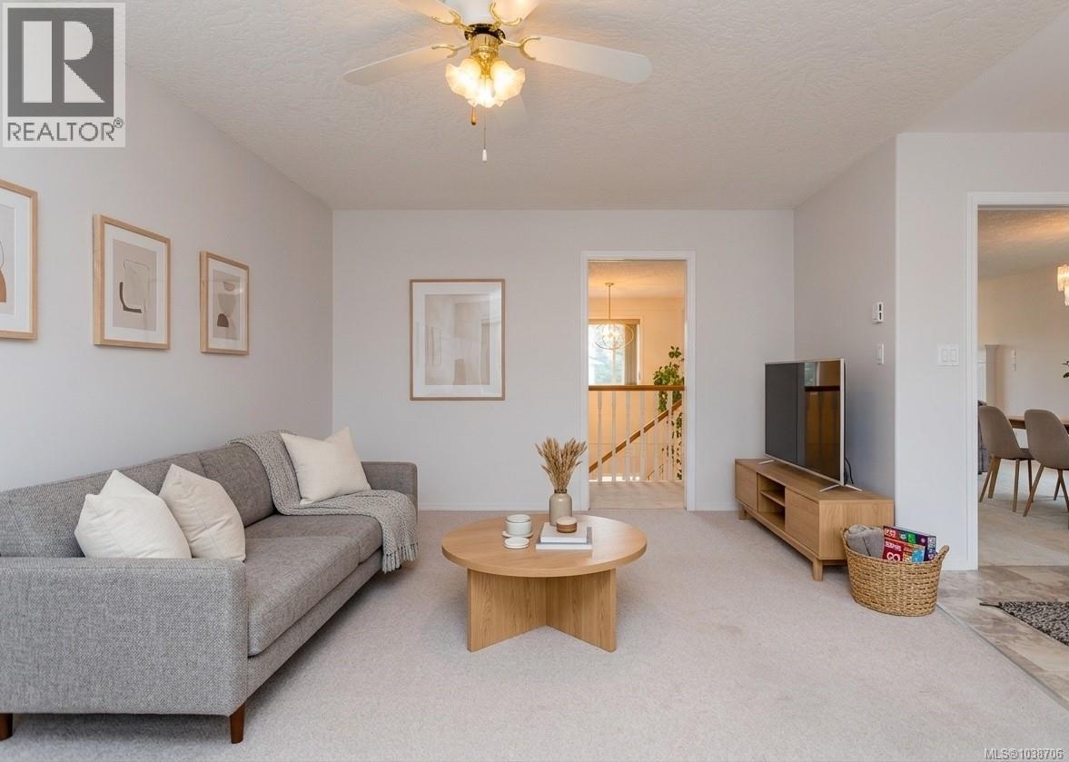 598 Tait St - 25