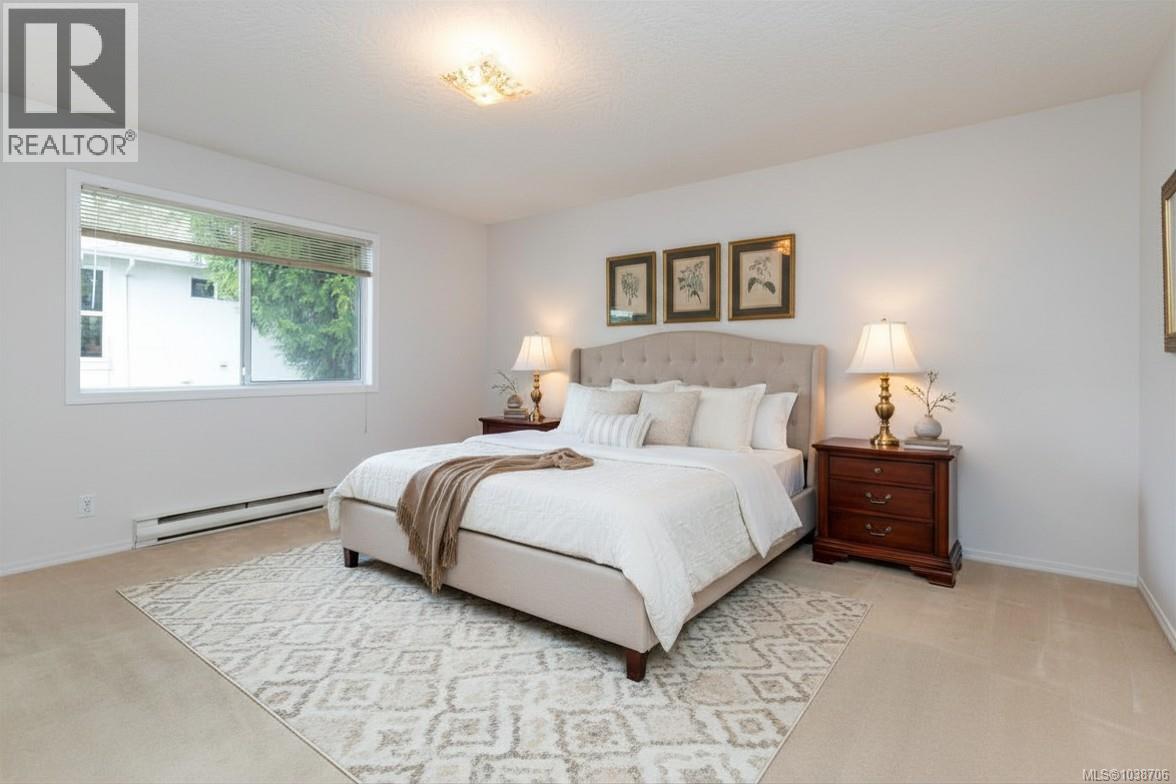 598 Tait St - 26