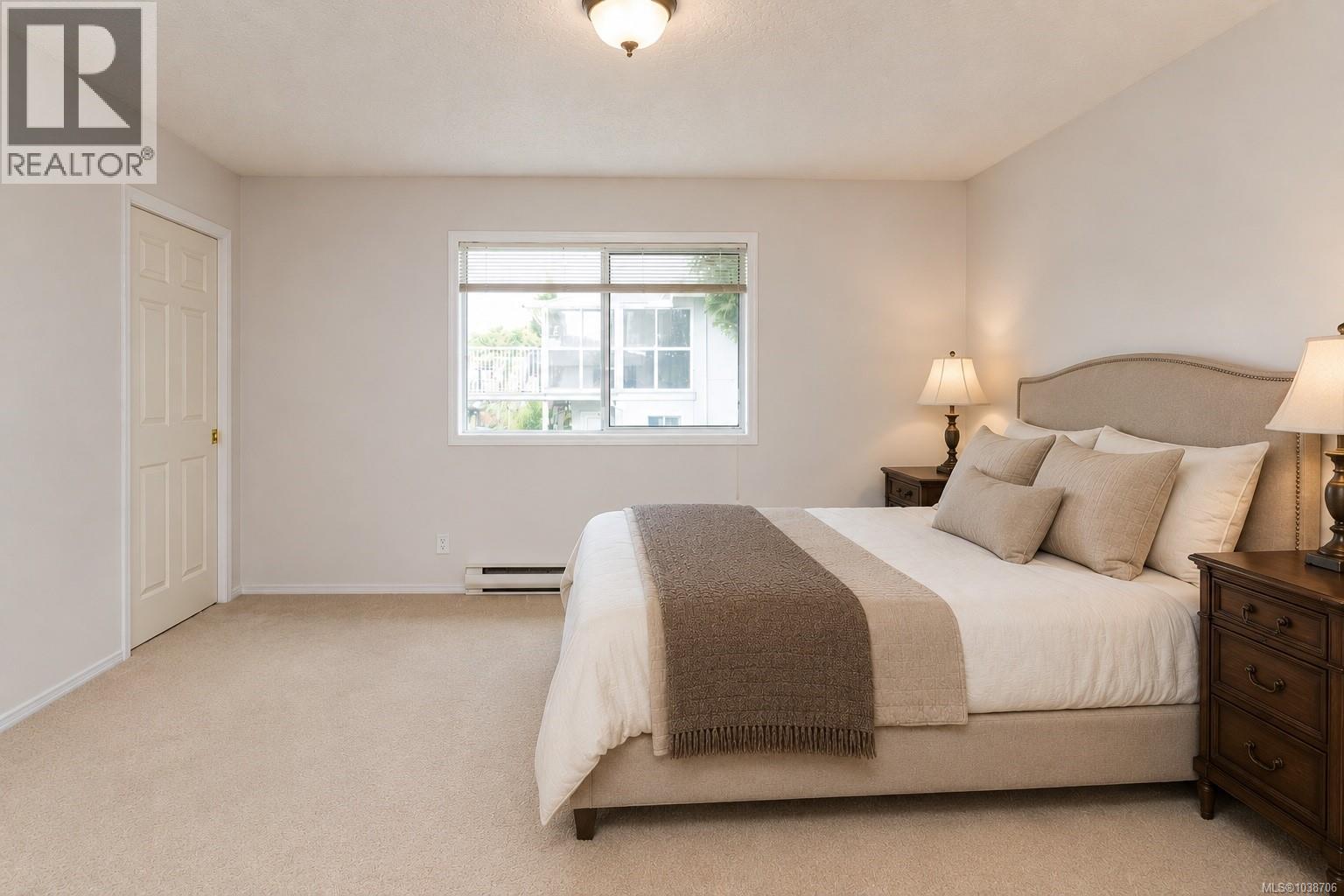 598 Tait St - 27
