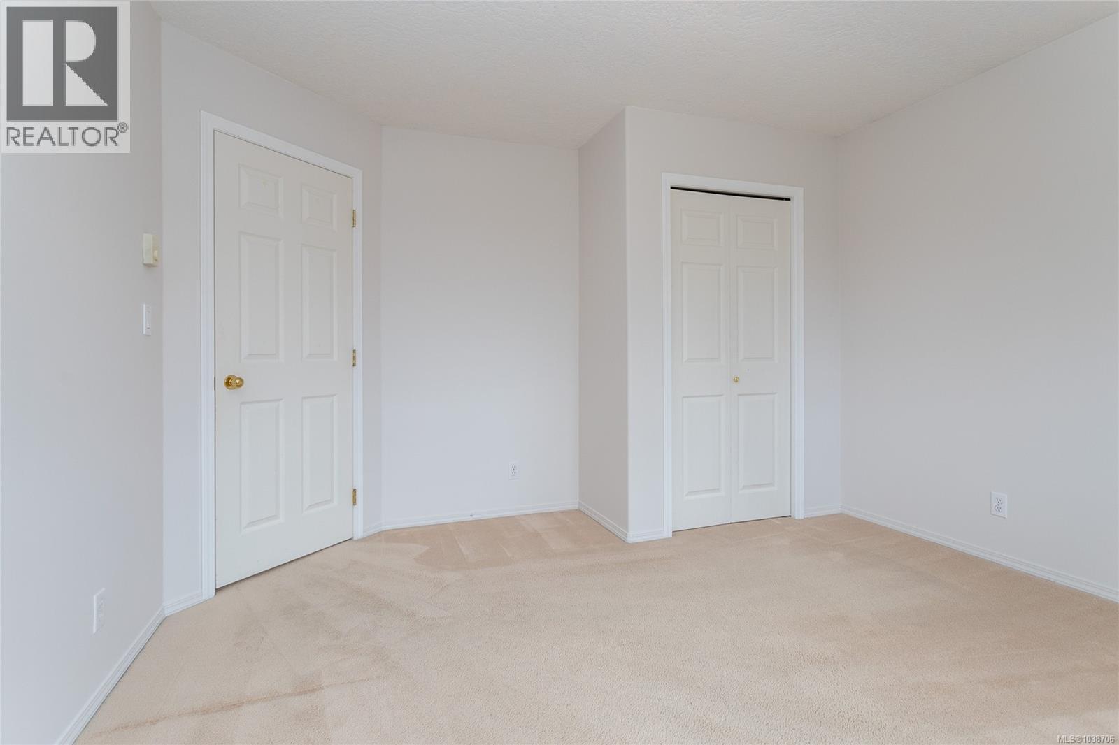 598 Tait St - 31
