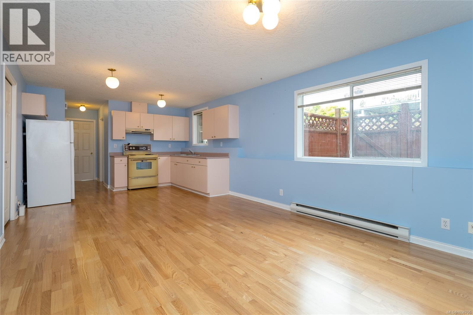598 Tait St - 41