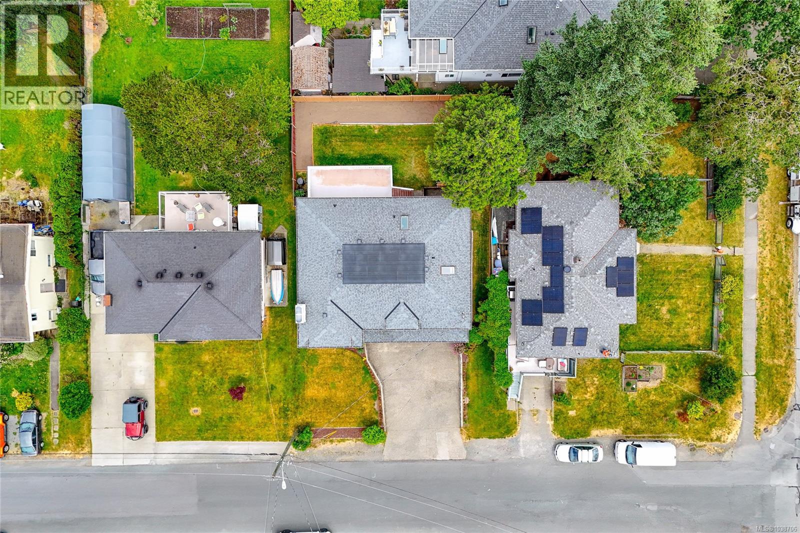 598 Tait St - 5