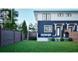 914 Mcnaughton Ave, Esquimalt, BC V9A4H1 Photo 8