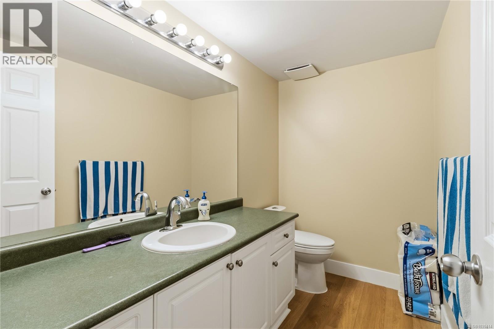 1131 Donna Ave - 21