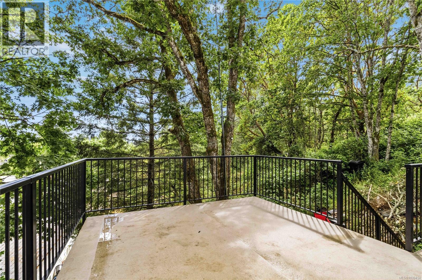 1131 Donna Ave - 45