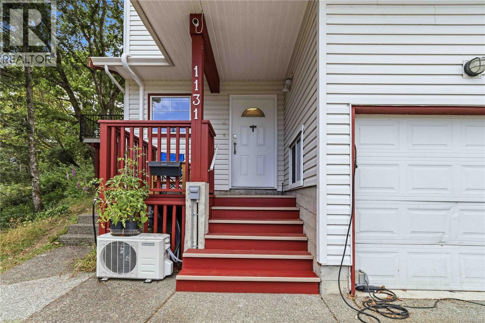 1131 Donna Ave - 6