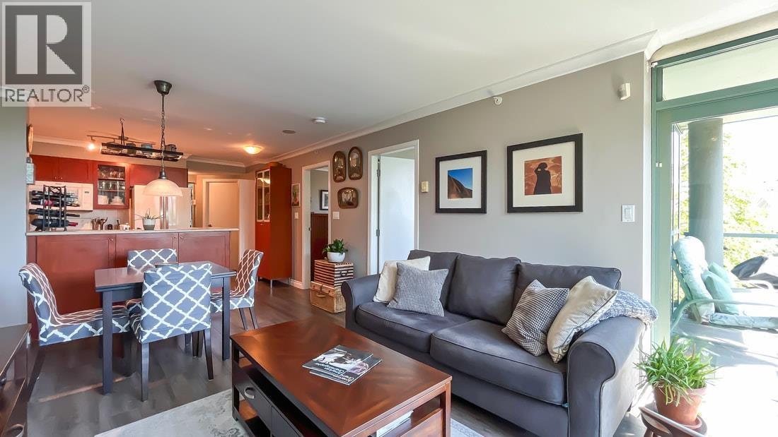 206 2733 CHANDLERY PLACE, Vancouver