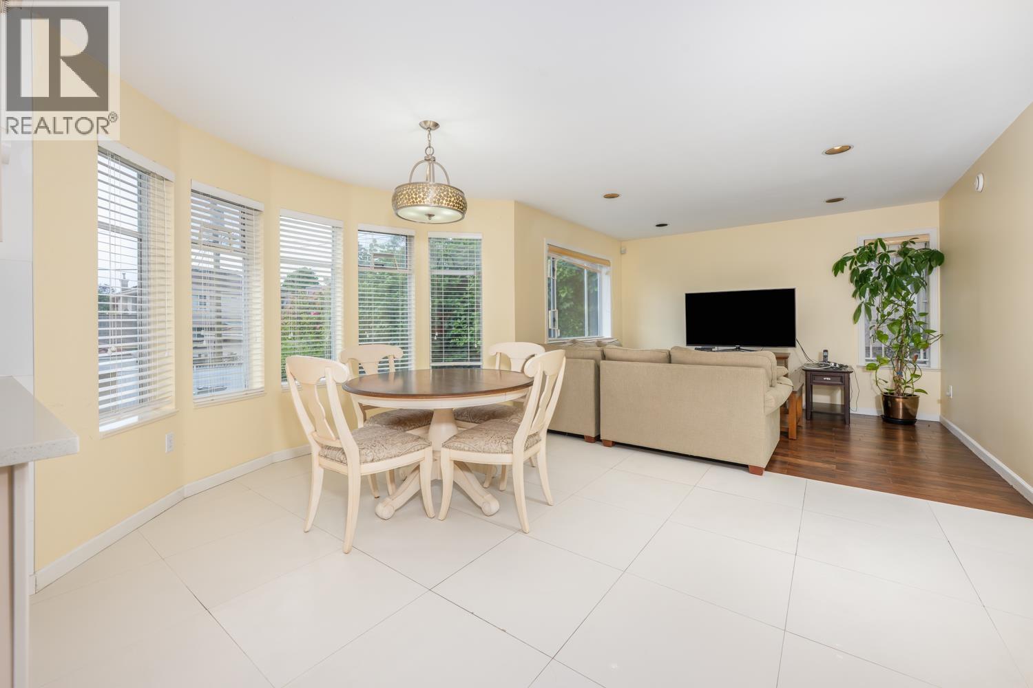 122 W 43RD AVENUE, Vancouver photo 11