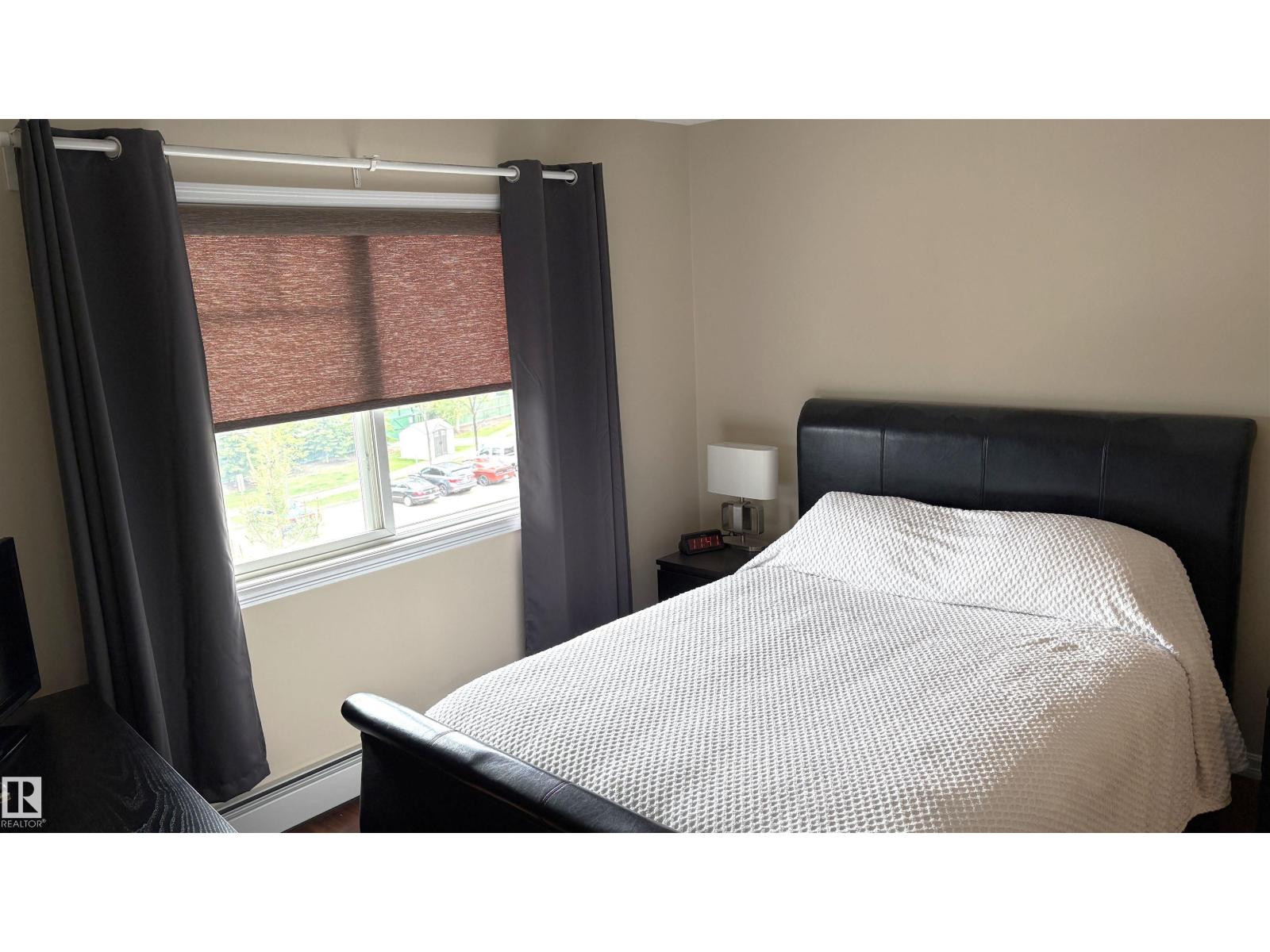 #402 273 CHARLOTTE WY - 15