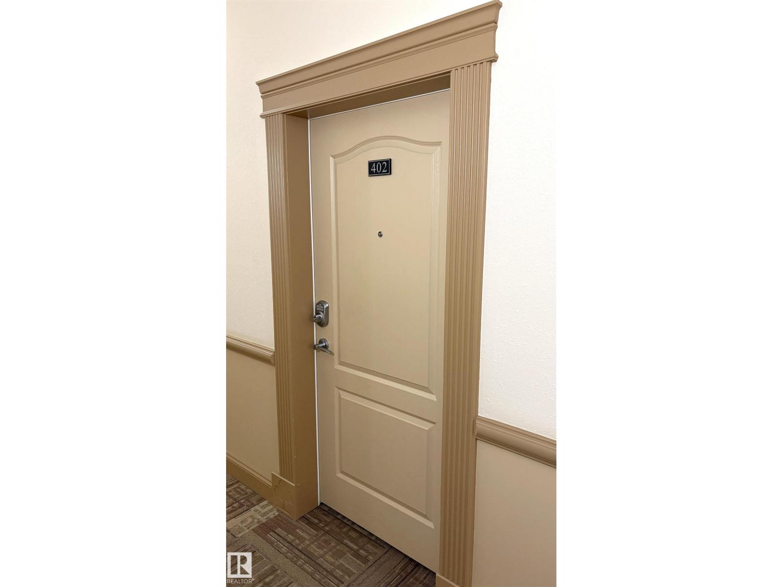 #402 273 CHARLOTTE WY - 7