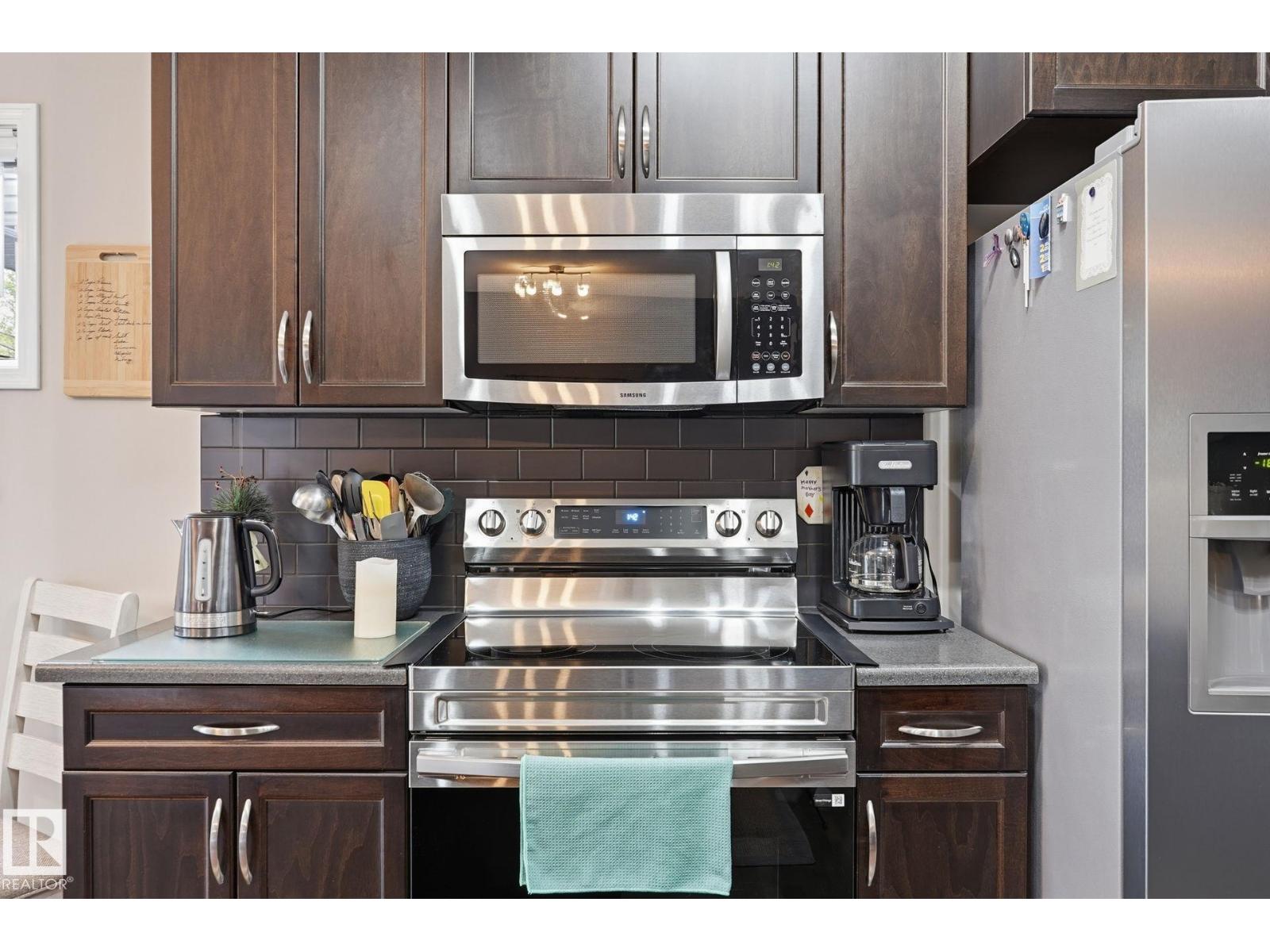 1823 67 ST SW - 10